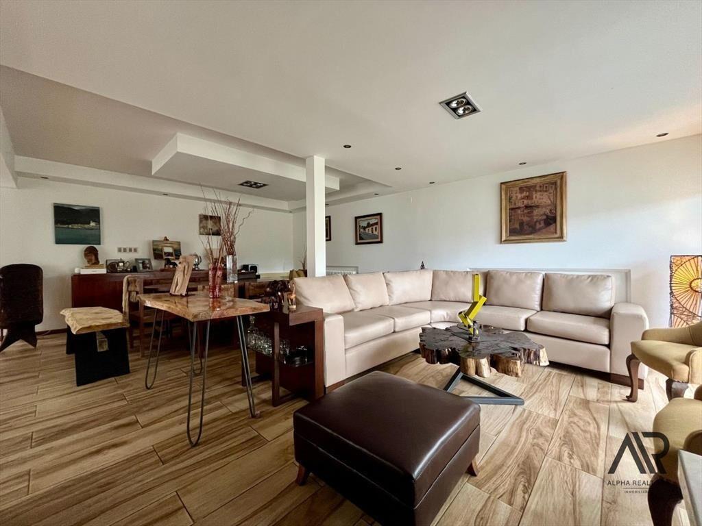Venta casa de 6 dormitorios en Carrasco