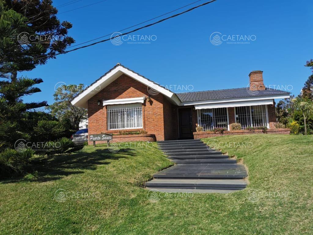 Hermosa casa a 100 metros de la playa.