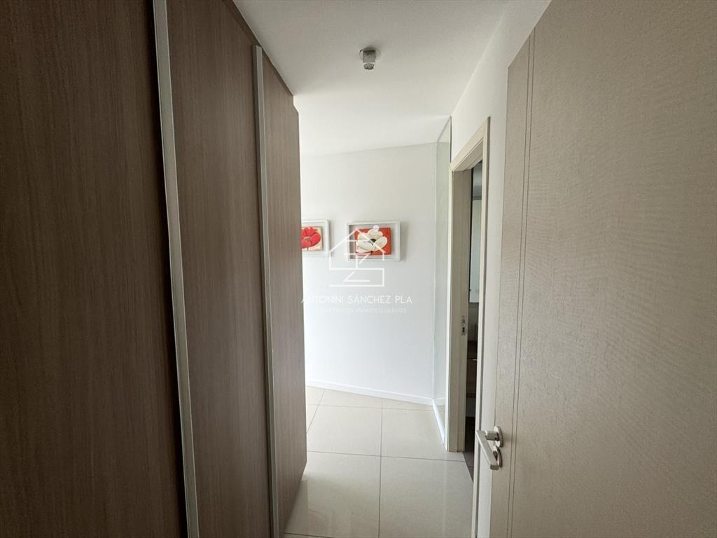 Hermoso apartamento en Av. Roosevelt - Punta del