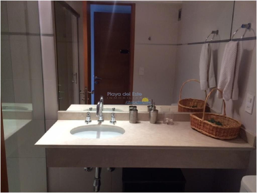 Apartamento en venta de 2 dormitorios en Punta ,