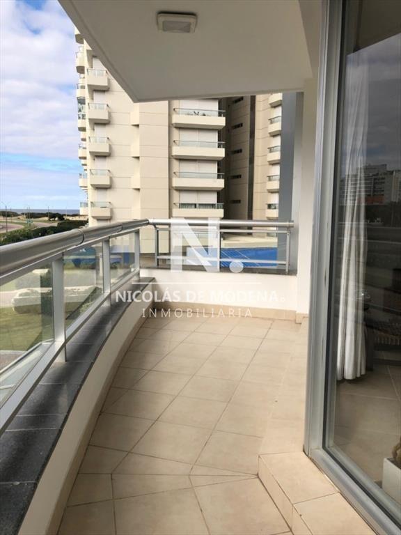Se vende apartamento en Brava, Punta del Este de