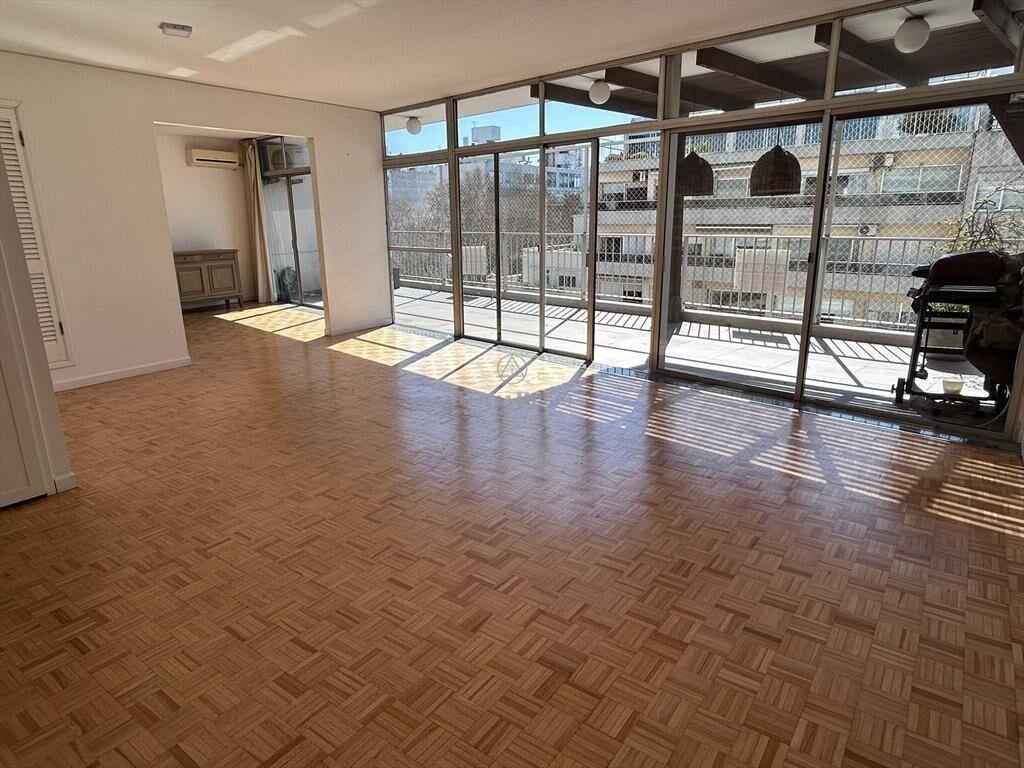 PENTHOUSE CON VISTA RAMBLA! MARTI Y RAMBLA! 103 MTS + 3O...