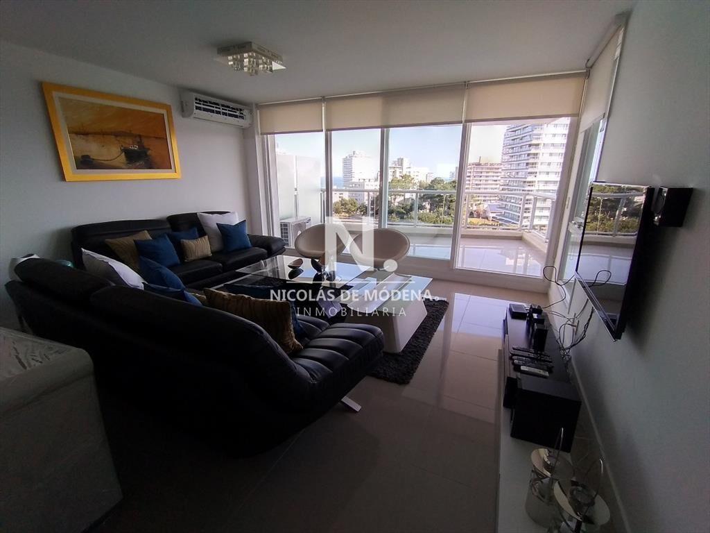 Apartamento en zona de Roosvelt de 3 dormitorios