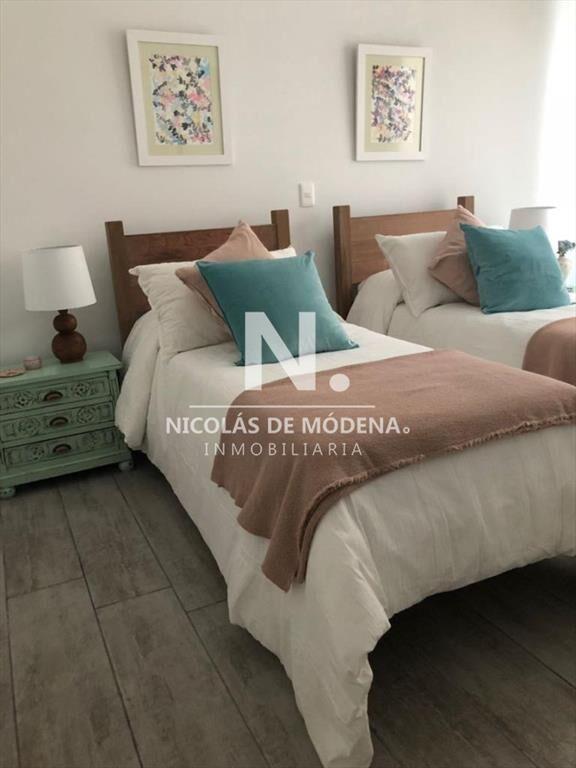 Excelente apartamento en primera linea de Manantiales!