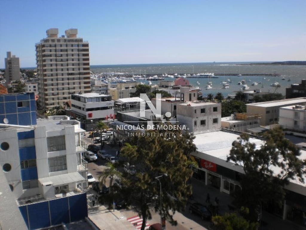 Hermoso Departamento en venta de 3 dormitorios.