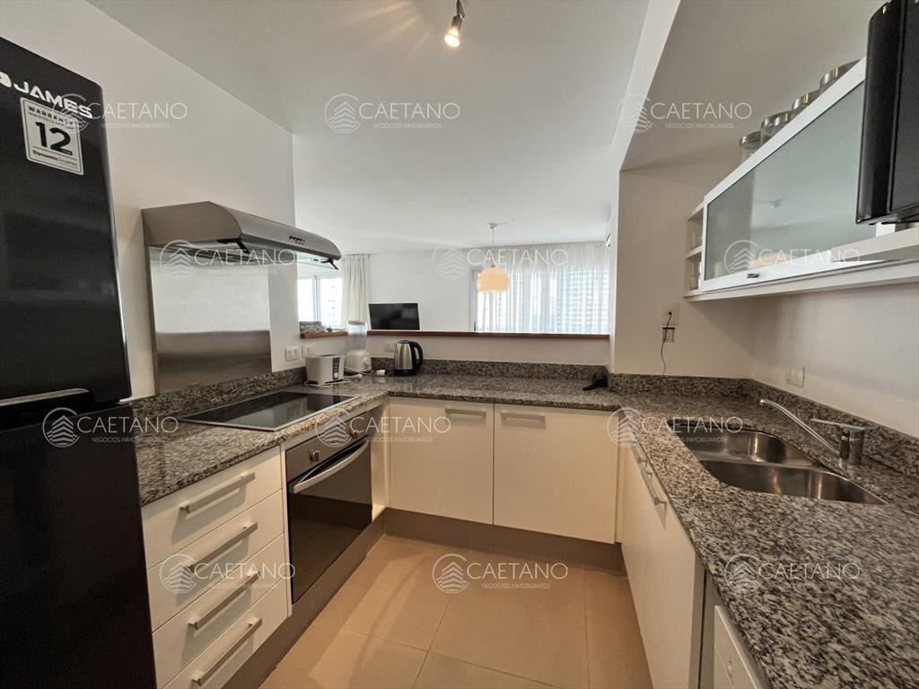 Brava con excelentes servicio,
