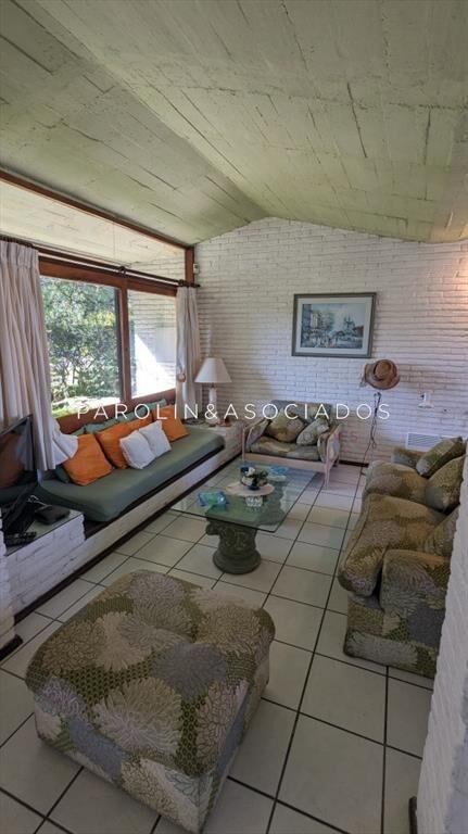 Venta de casa 4 dormitorios en zona Paradas, proxima al mar
