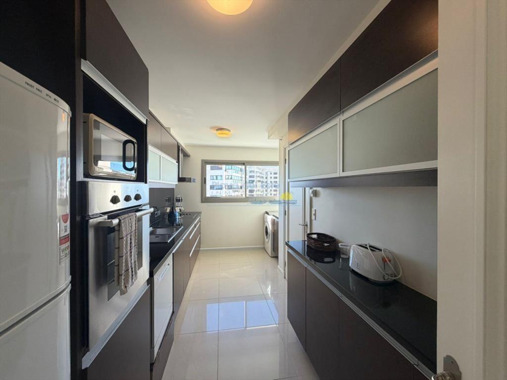 Apartamento de 2 dormitorios en Punta del este ,
