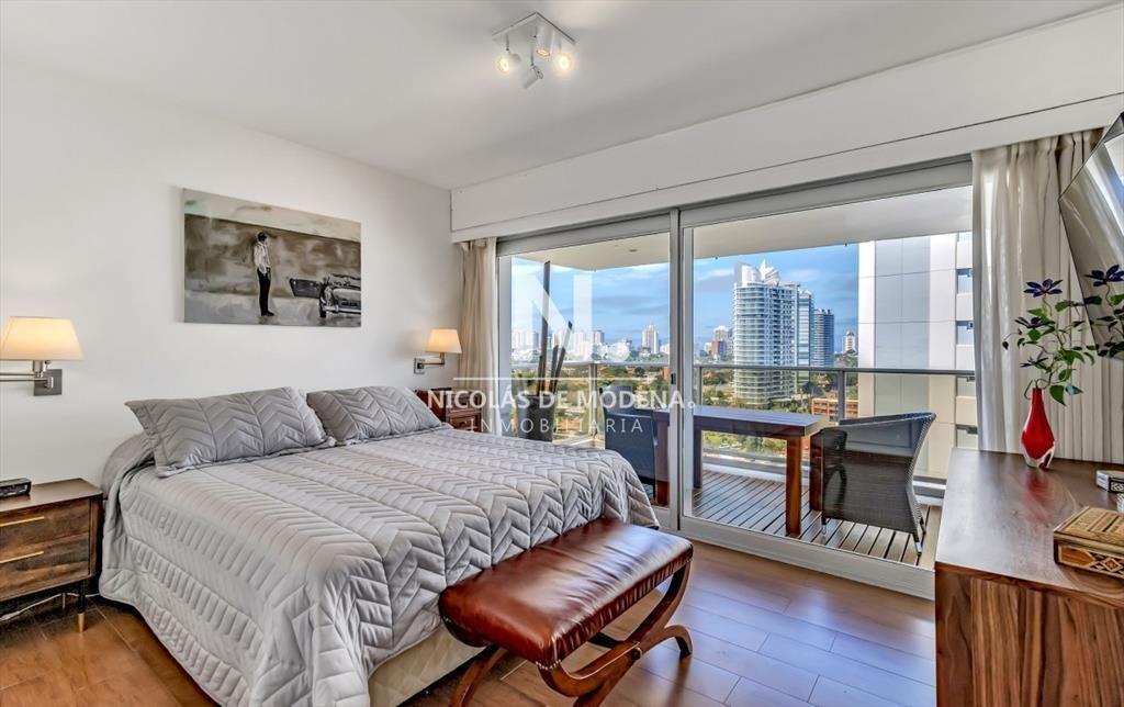 Venta Apartamento, 2 Dormitorios, 2 Baños, y de