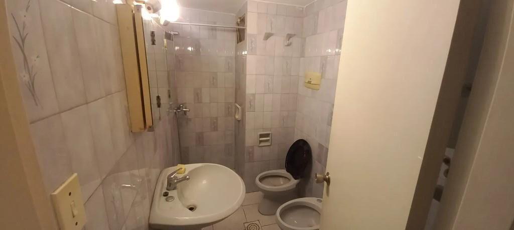 Se alquila amplio apto 3 dormí 2 baños, Cordon, Colonia