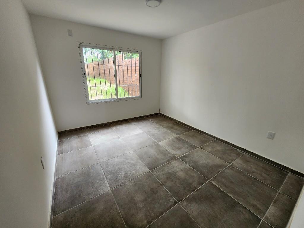 CASA A ESTRENAR!! AMPLIO TERRENO!!