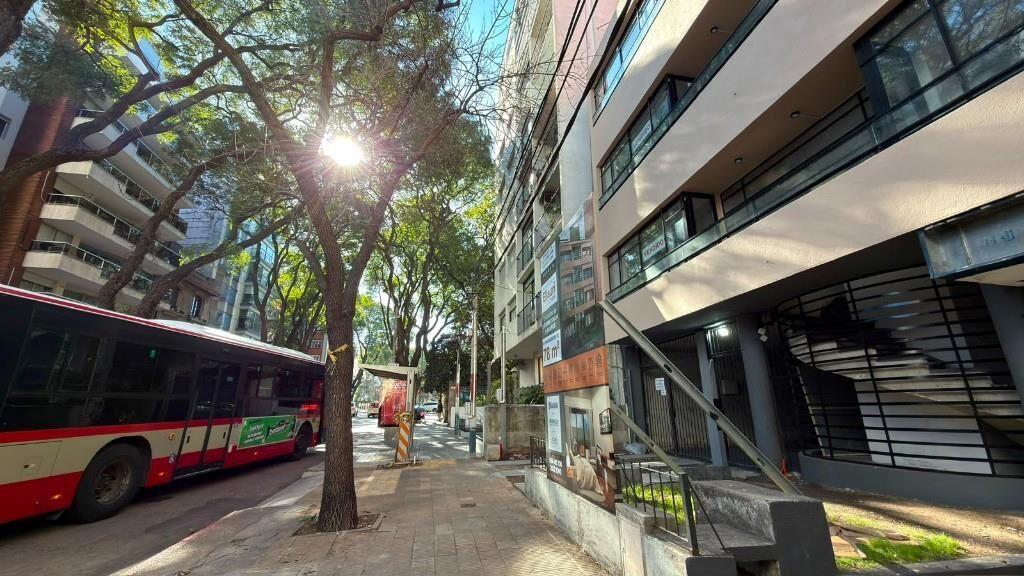 Venta Pocitos Ellauri y Av. Brasil Apto 2 dorm 2 baños - 301