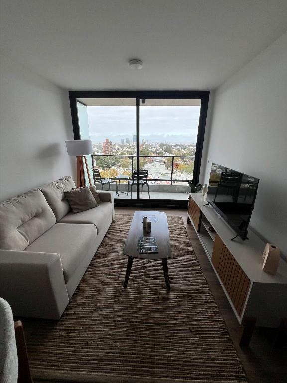 Venta Pent House Parque Batlle 1 dormitorio cocina definida