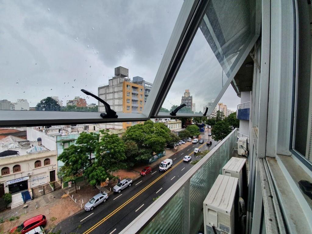 Monoambiente al frente, piso 6, orientación este