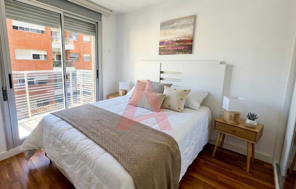POCITOS ALQUILER DE 2 DORMITORIOS CON MUEBLES – PISCINA
