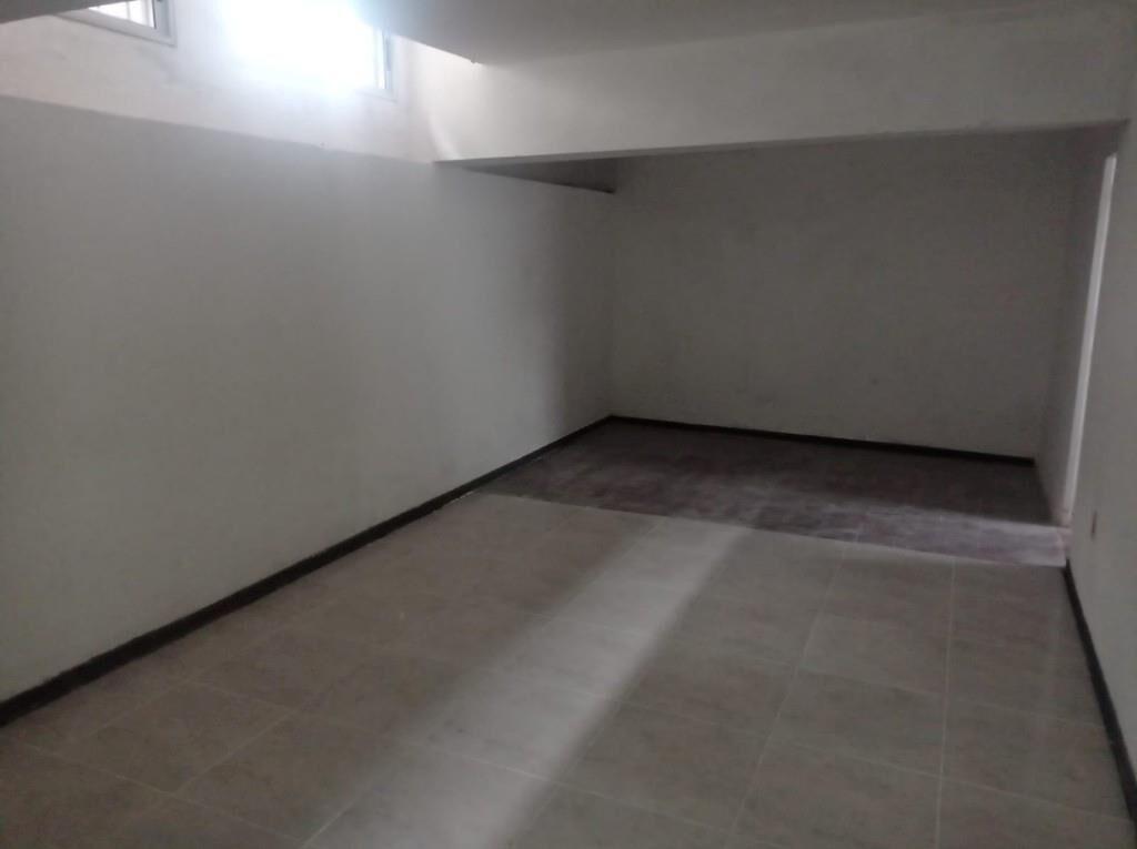 IMPERIAL ALQUILA...LOCAL , DEPOSITO O POSIBLE VIVIENDA.