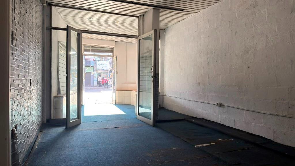 Baldovino - Alq. Local av. 8 de octubre 3938A - Unión