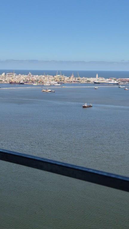 Apartamento En Venta, 1 Dormitorio, Piso 15, Al Mar
