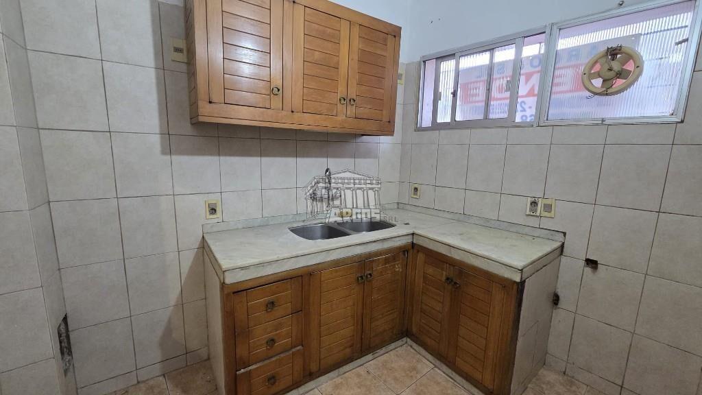 ARGOS VENDE CASA P.U. 3 DORM. C/GGE. GESTIDO ESQ. G. PEREIRA