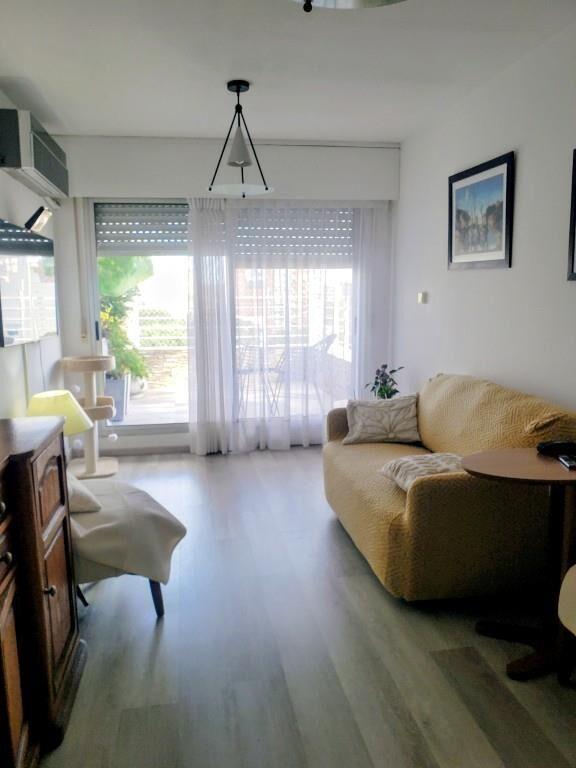 Aceptamos oferta 1dorm piso 10 Impec. Bbcoa.Lav.Gge $35000