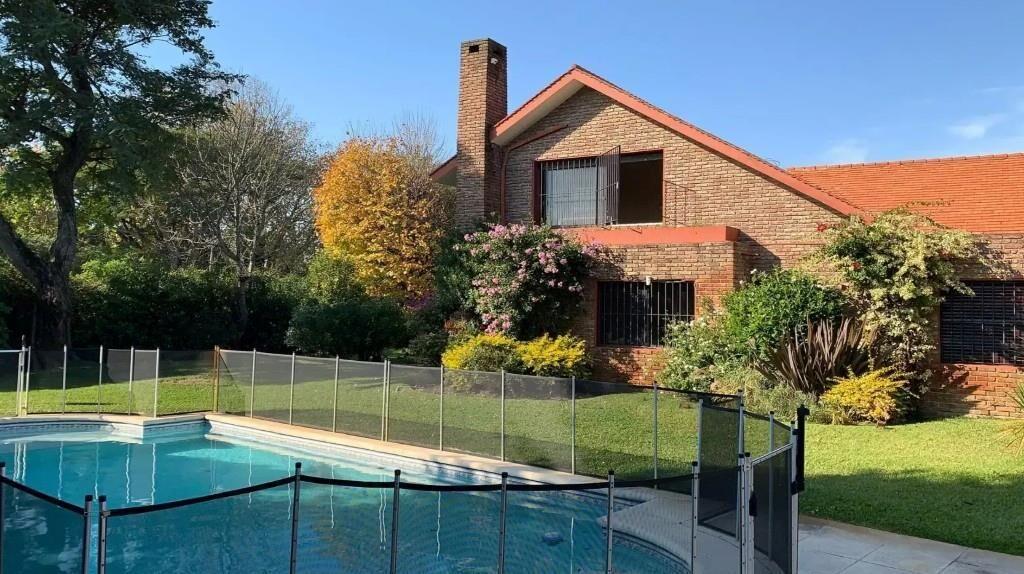 Preciosa Residencia Carrasco Sur