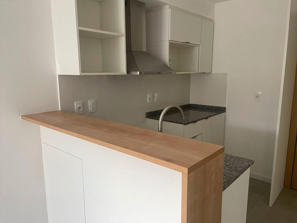 Estrene Apto 1 Dormitorio En Centro - Próximo A 18