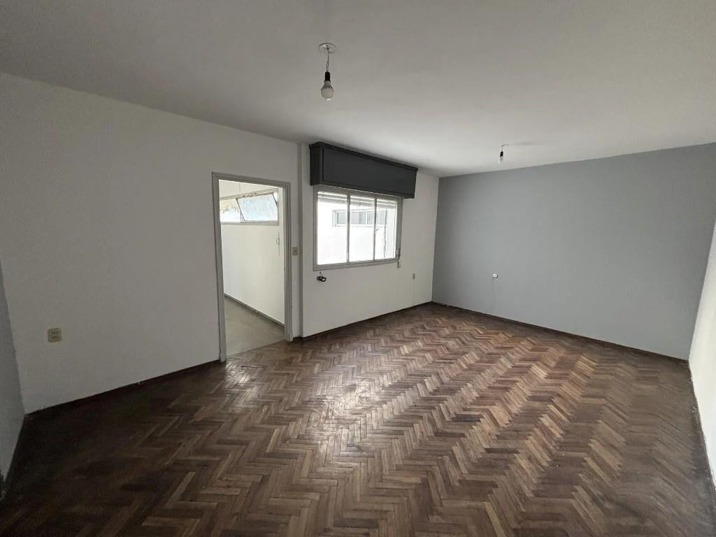 2 dormitorios, g.c $ 3.400, La Blanqueada