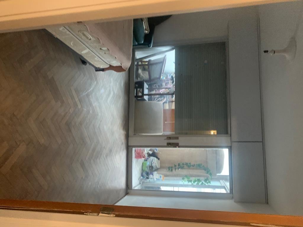 Alquiler de apto reciclado,vista que da a la rambla,piso 9