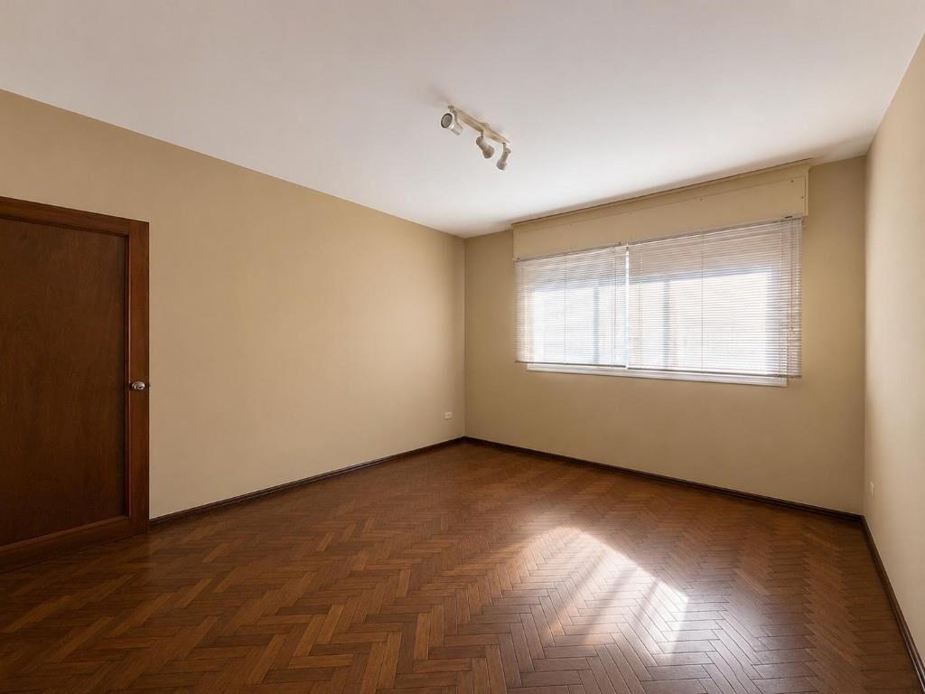 Venta casa 3 dormitorios y garaje en Punta Carretas