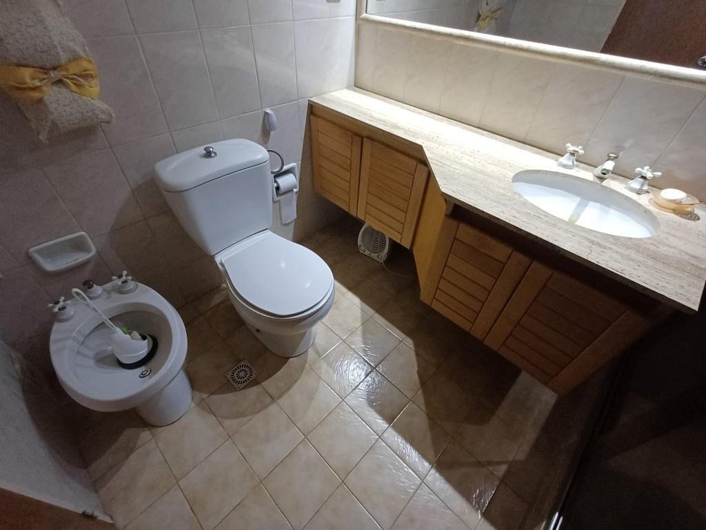 DIRI Rbla E Hipolito Yrigoyen - 4 Dorm + 3 Baños + 2 gges