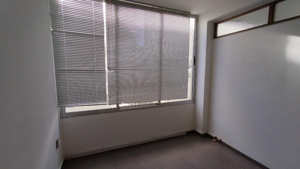 Hermoso y cómodo apartamento al frente Sin comisiones
