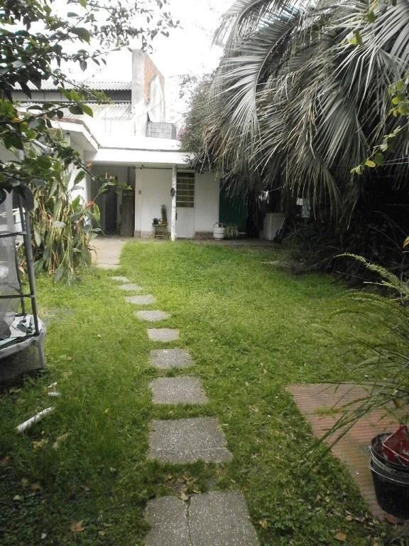 Habitación individual para mujer frente al Clínicas