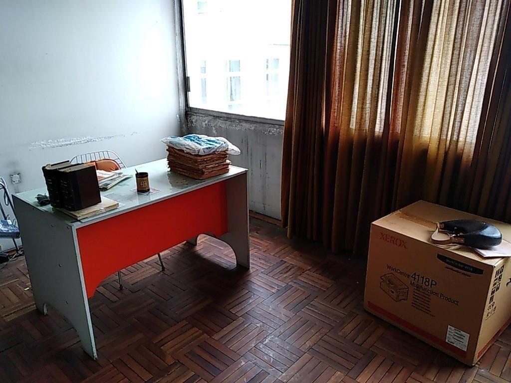 Ciudad Vieja, Oficina, 40 mts., Ituzaingó y Sarandí