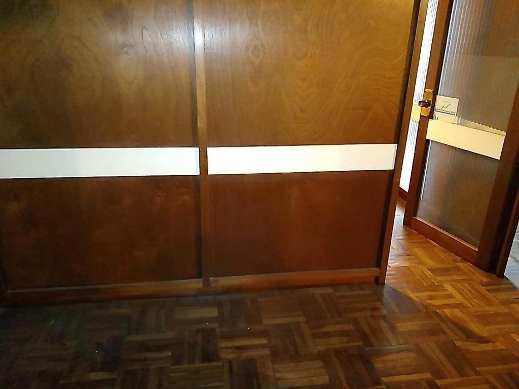 Ciudad Vieja, Oficina, 40 mts., Ituzaingó y Sarandí