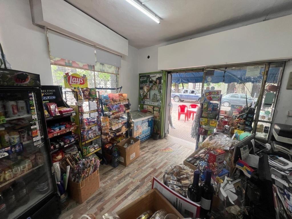 Comercio Venta de Kiosco en muy buena ubicacion!! U$s19000