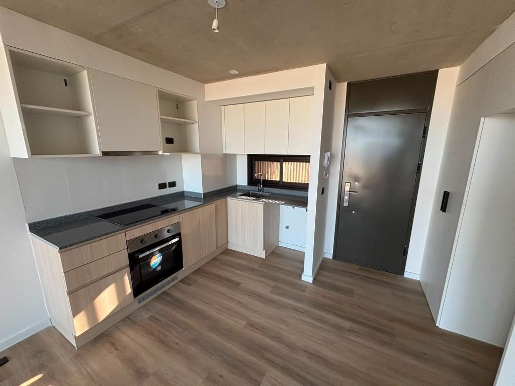 IDEAL A ESTRENAR APTO 2 DORM Y COCHERA