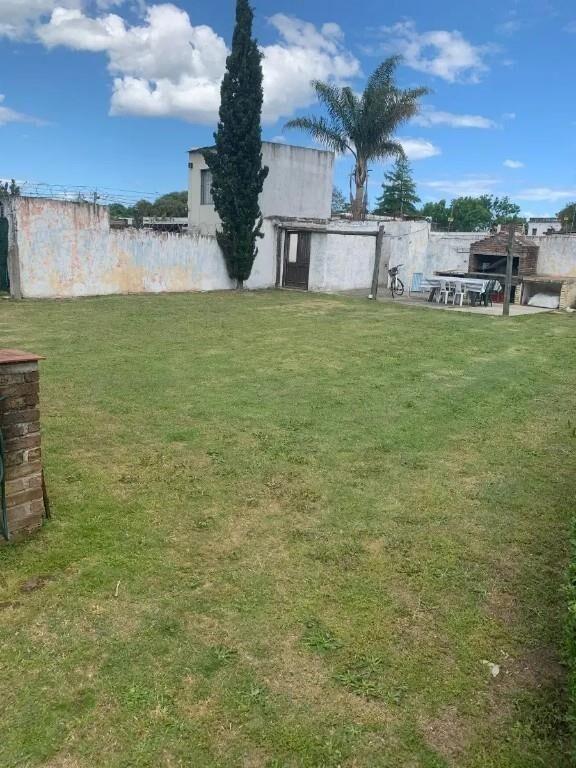 LINDA CASA CON GRAN TERRENO!!!