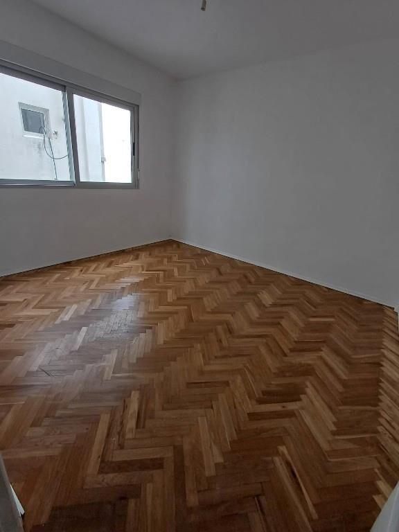 Alquiler apartamento reciclado de 2 cuartos en Ciudad Vieja