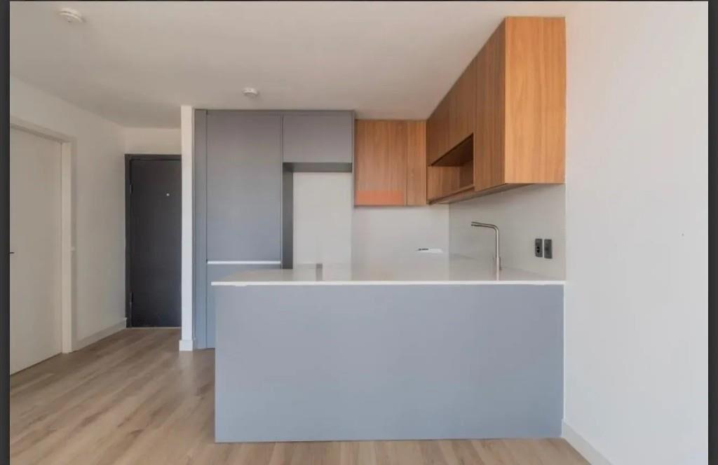A estrenar! 8 Av. Octubre, terraza, piscina, servicios