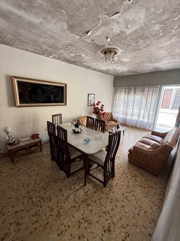 Venta de hermosa casa 3 dormitorios en zona aguada