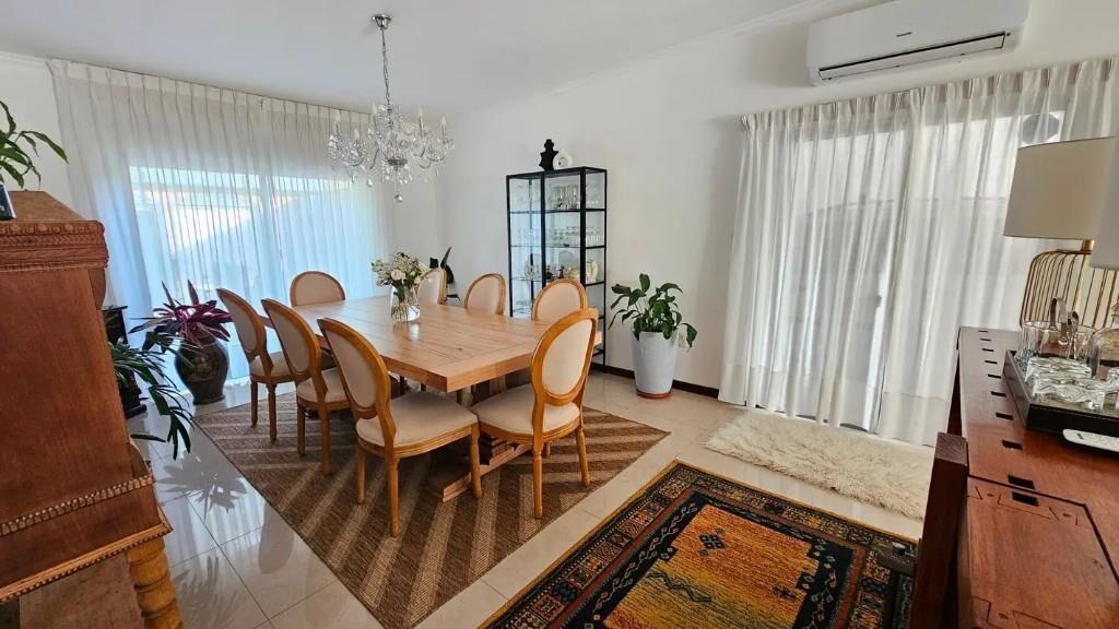 IMPERDIBLE CASA LISTA PARA ENTRAR!