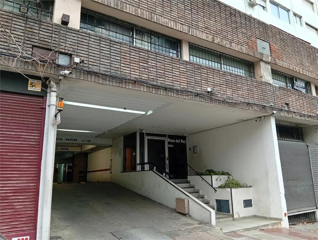 1 dormitorio centrico, con balcón, gastos comunes $2.600