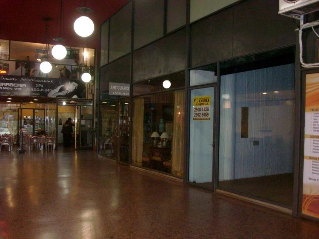 DIRI SARANDI Y BACACAY - C/RENTA - GAL CIUDADELA 64m2