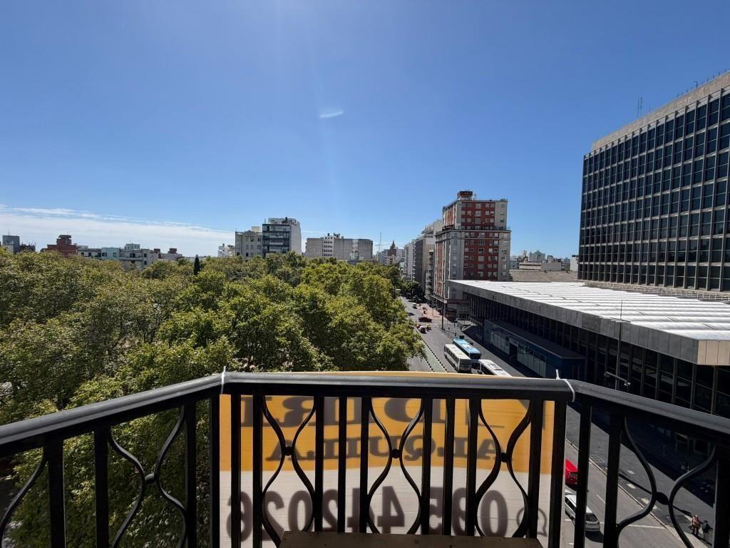 DIRI 18 Y MINAS - ESQUINA - 92M2 + BALCONES