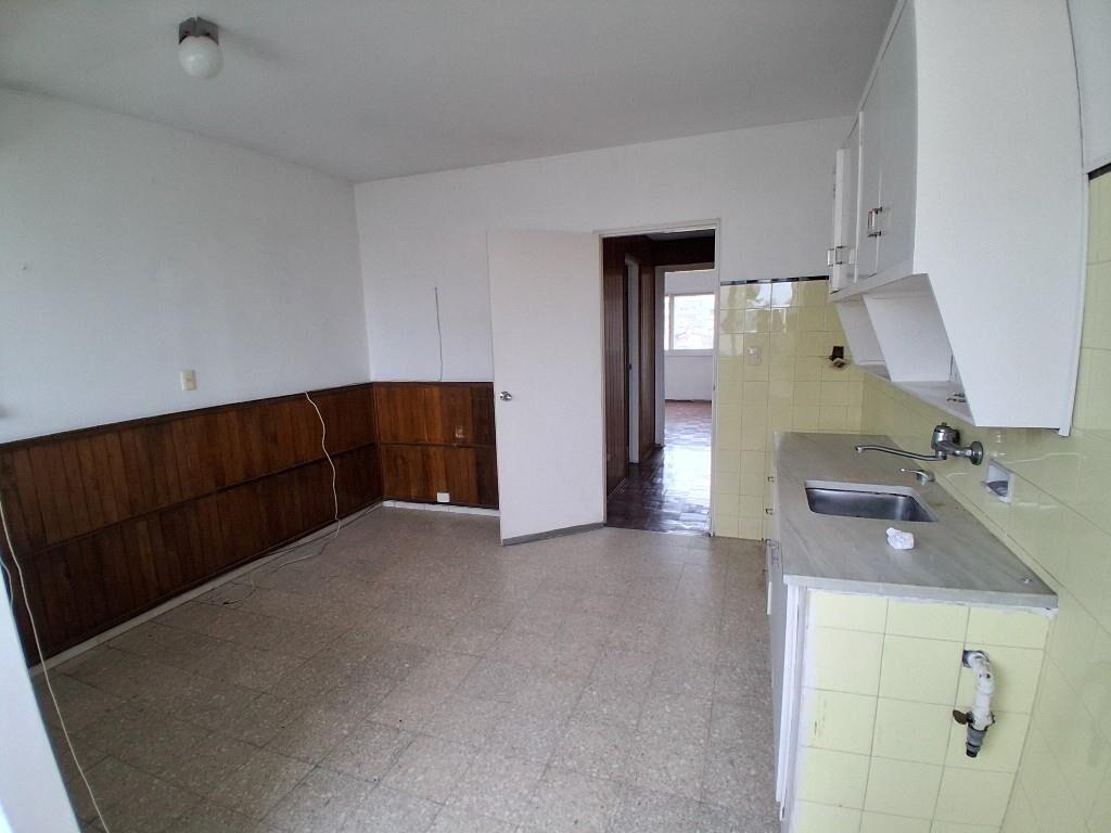 Venta Pocitos 1 dormitorio terrazas cocina con gran office