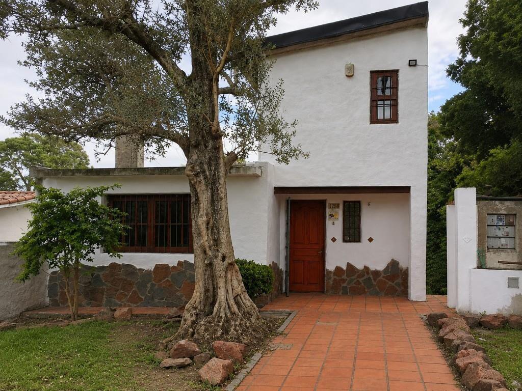 Venta Casa Nuevo París 2 Dormitorios 2 Baños Padrón Único