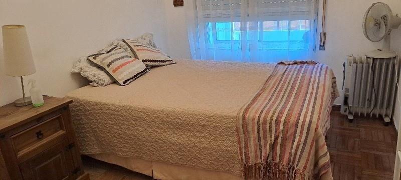 POCITOS. FTE.TZA,L.COM,1DORM,A/A,WIFI.U$S890.T.09963397