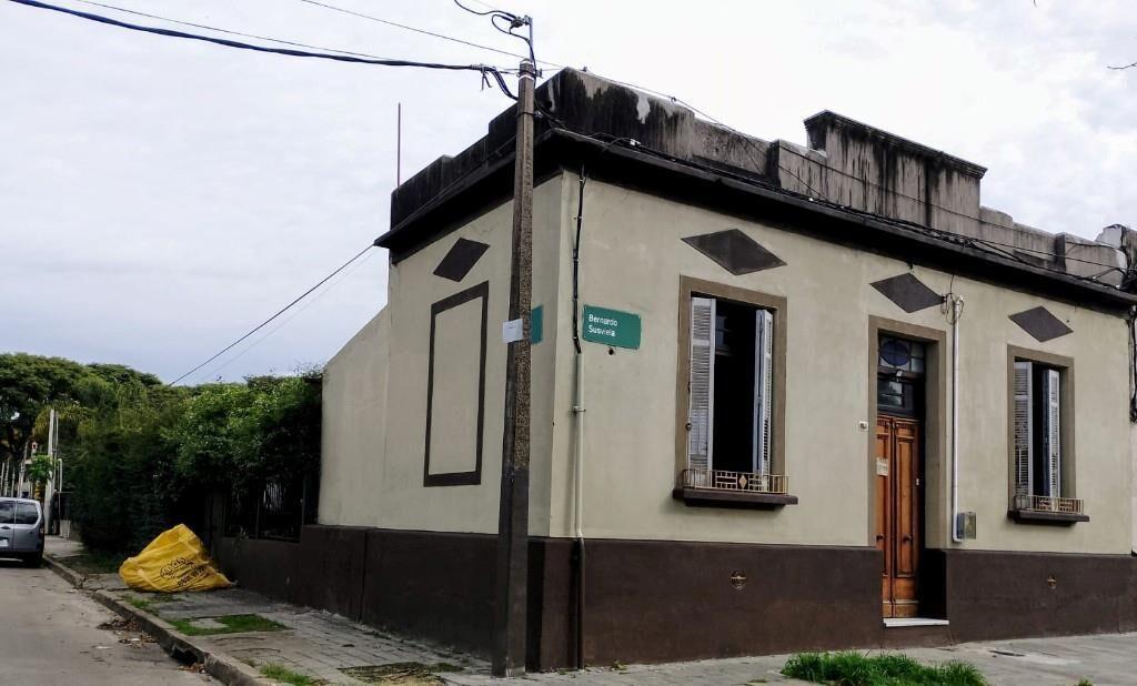 Se vende casa 2 dorm, en Zona Prado calle Bernardo Susviela