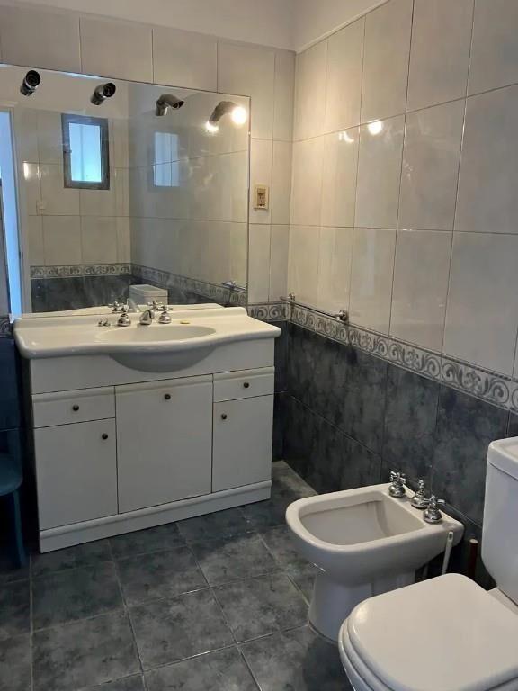Amplio Y Luminoso Apartamento En Pocitos 2 Dormi 2 Baños