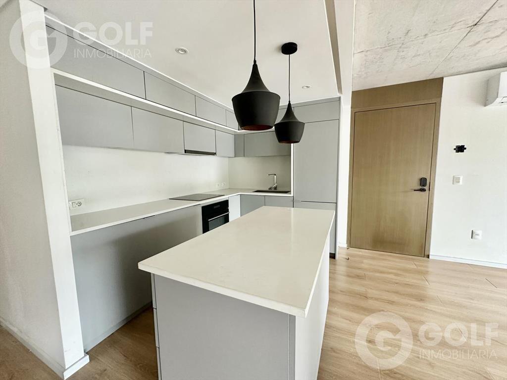 Venta apartamento 1 dormitorio con patio - con renta en Bar